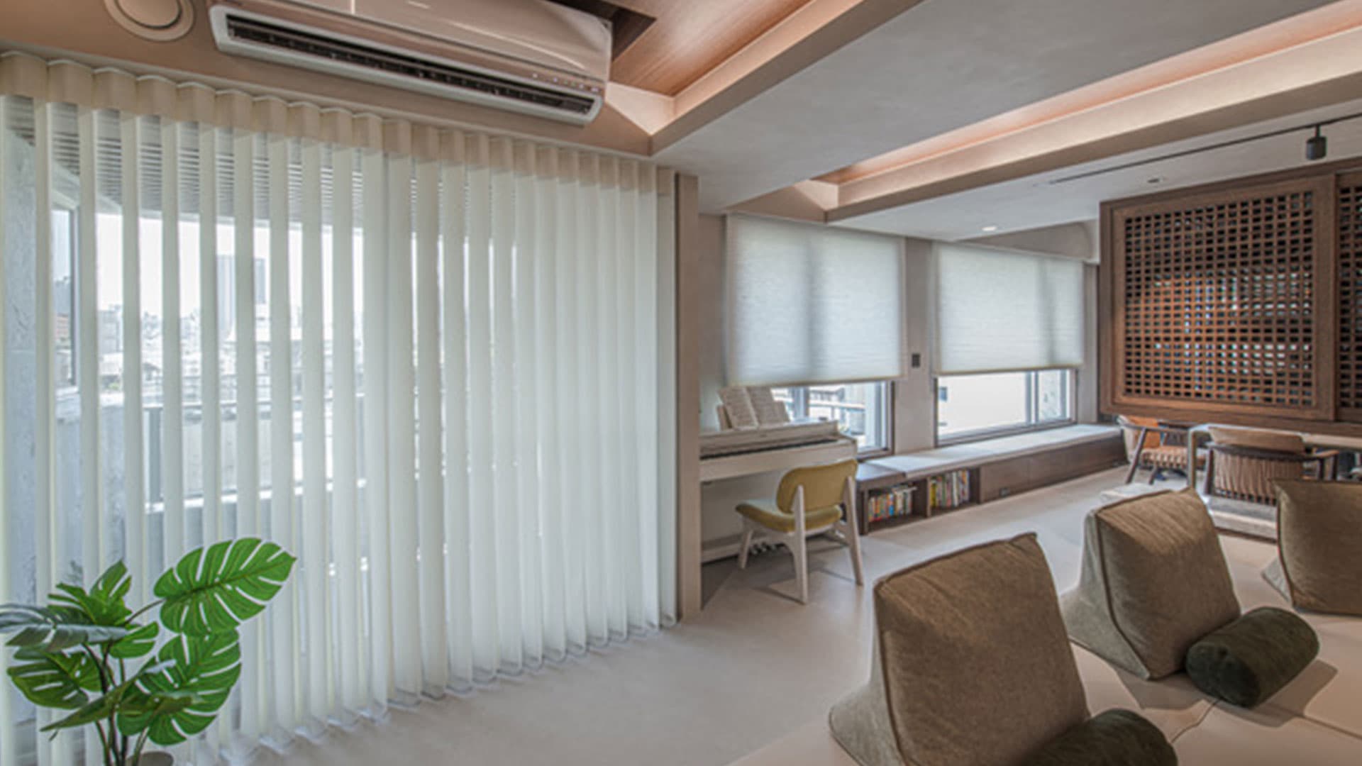 Blinds Banner Image